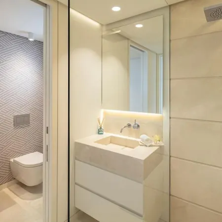 Drago 32 - Stunning Duplex In Puente * 马尔韦利亚